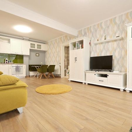 Olivia Studio Oradea Exterior foto